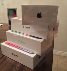 Apple iPhone X 64gb €445 iPhone X 256gb €500 iPhone 8 Plus €400 iPhone 7 €300 Slika 2