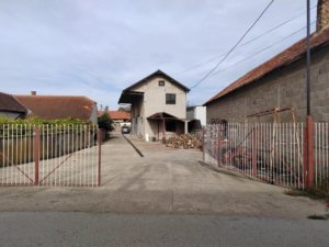 Izdajem halu Slika 5 Izdajem halu Slika 5