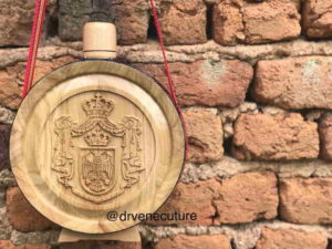 Izrada hrastovih drvenih ČUTURA sa gravurom Slika 7 Izrada hrastovih drvenih ČUTURA sa gravurom Slika 7