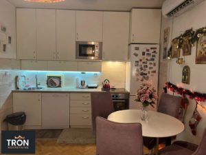 Dvosoban stan, na 400m od Mosta ljubavi- 57m2 Slika 3 Dvosoban stan, na 400m od Mosta ljubavi- 57m2 Slika 3