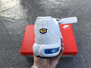 Nike Air Max Plus TN Spray Paint Swoosh Slika 4 Nike Air Max Plus TN Spray Paint Swoosh Slika 4