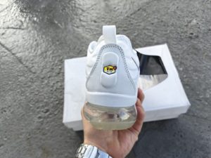 Nike Air VaporMax Plus White Slika 4 Nike Air VaporMax Plus White Slika 4