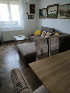 Prodajem kuću -Kać Slika 4 Prodajem kuću -Kać Slika 4