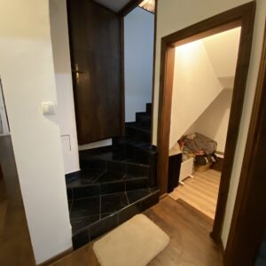 Na prodaju Moderna spratna kuća 200 m² na placu 530 m² | Nov Slika 3 Na prodaju Moderna spratna kuća 200 m² na placu 530 m² | Nov Slika 3