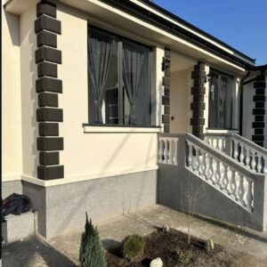EKSKLUZIVNA PRODAJA-polovina vile sa 2 apartmana u centru Ma Slika 10