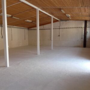 Izdajem magacin u Rakovici od 140m2 Slika 4 Izdajem magacin u Rakovici od 140m2 Slika 4