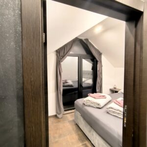 Prodajem apartman na Divcibarama Slika 7