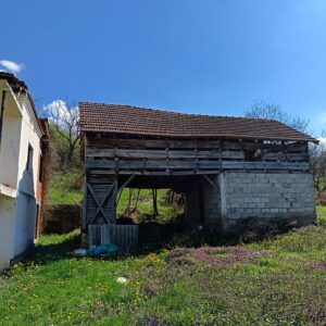 Velika kuca+mala kuca+stala/kotobanja+zemlje (4 ari) Slika 4