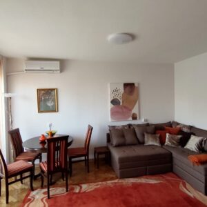 Izdajem dvosoban stan, Novi Beograd, Otona Župančića 50 m2 Slika 4 Izdajem dvosoban stan, Novi Beograd, Otona Župančića 50 m2 Slika 4