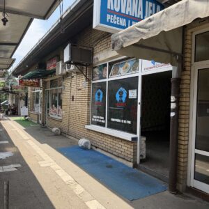 Izdajem lokal na Vidikovačkoj pijaci Slika 2 Izdajem lokal na Vidikovačkoj pijaci Slika 2