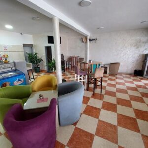 Potrebne radnice, Caffe Enigma Slika 6