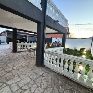 Palilula-Borca 220m2+75m2 na 6.5 ari placa Slika 2 Palilula-Borca 220m2+75m2 na 6.5 ari placa Slika 2