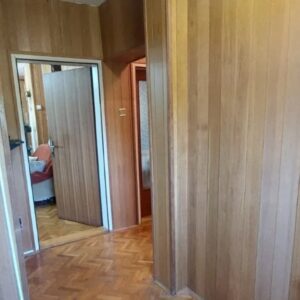 Kuća u mirnom delu naselja Trešnja Slika 5