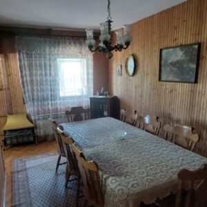 Kuća u mirnom delu naselja Trešnja Slika 6