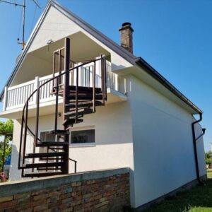 Vikendica Fruska Gora-Vizic 62m2,8.5ari placa Slika 2