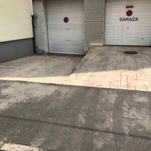 Garaza sa pripadajucim garaznim mestom na Vracaru Slika 2 Garaza sa pripadajucim garaznim mestom na Vracaru Slika 2