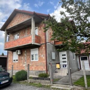Prodajem kucu u Batajnici Slika 2 Prodajem kucu u Batajnici Slika 2