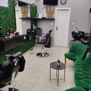 Izdajem frizerski salon u Novom Sadu na Novoj Detelinari Slika 3 Izdajem frizerski salon u Novom Sadu na Novoj Detelinari Slika 3