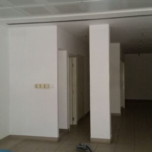 Lokal 81m2 u centru Grocke-pesacka zona Slika 4