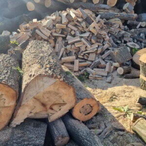 Cepana drva za ogrev i ljuspice za potpalu Slika 3 Cepana drva za ogrev i ljuspice za potpalu Slika 3