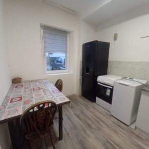 Izdajem jednosobnu kucu u Zemunu Slika 2 Izdajem jednosobnu kucu u Zemunu Slika 2
