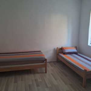 Izdajem jednosobnu kucu u Zemunu Slika 4 Izdajem jednosobnu kucu u Zemunu Slika 4