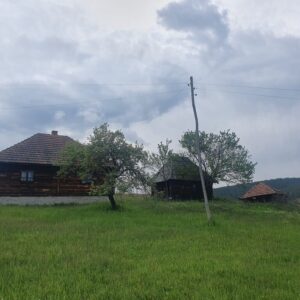 Na prodaju plac 40 ari sa starom Chalet kucom na Zlatiboru Slika 6 Na prodaju plac 40 ari sa starom Chalet kucom na Zlatiboru Slika 6