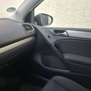 Volkswagen Golf 6 1.4 2009 godište Slika 12 Volkswagen Golf 6 1.4 2009 godište Slika 12