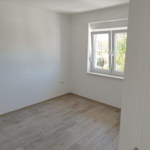 Prodajem LUX duplex stan na Klisi Slika 9