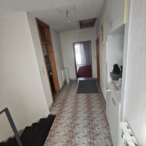 Prodajem kucu u Staroj Pazovi Slika 11