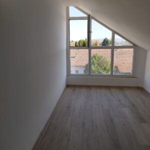 Prodajem LUX duplex stan na Klisi Slika 5