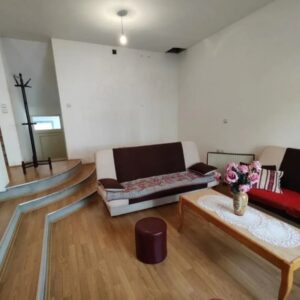 Prodajem kucu u Jagodini Slika 6